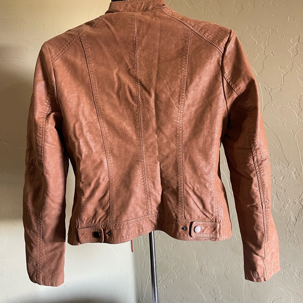 Lady’s jacket Rue 21 🧥 - Picture 2 of 4
